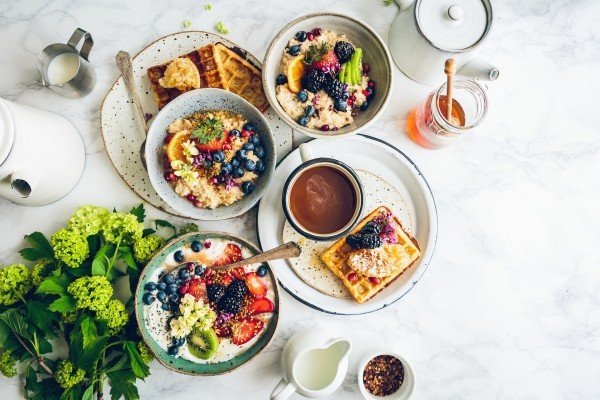 Low-Carb Ernährung mit guten Lebensmitteln